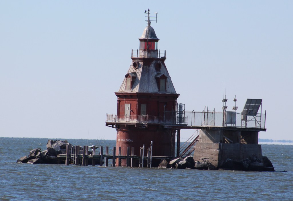 Ship John Shoal Horn in Delaware River