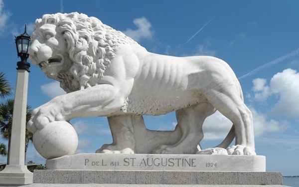 bridge_of_lions_medici_lion[1]