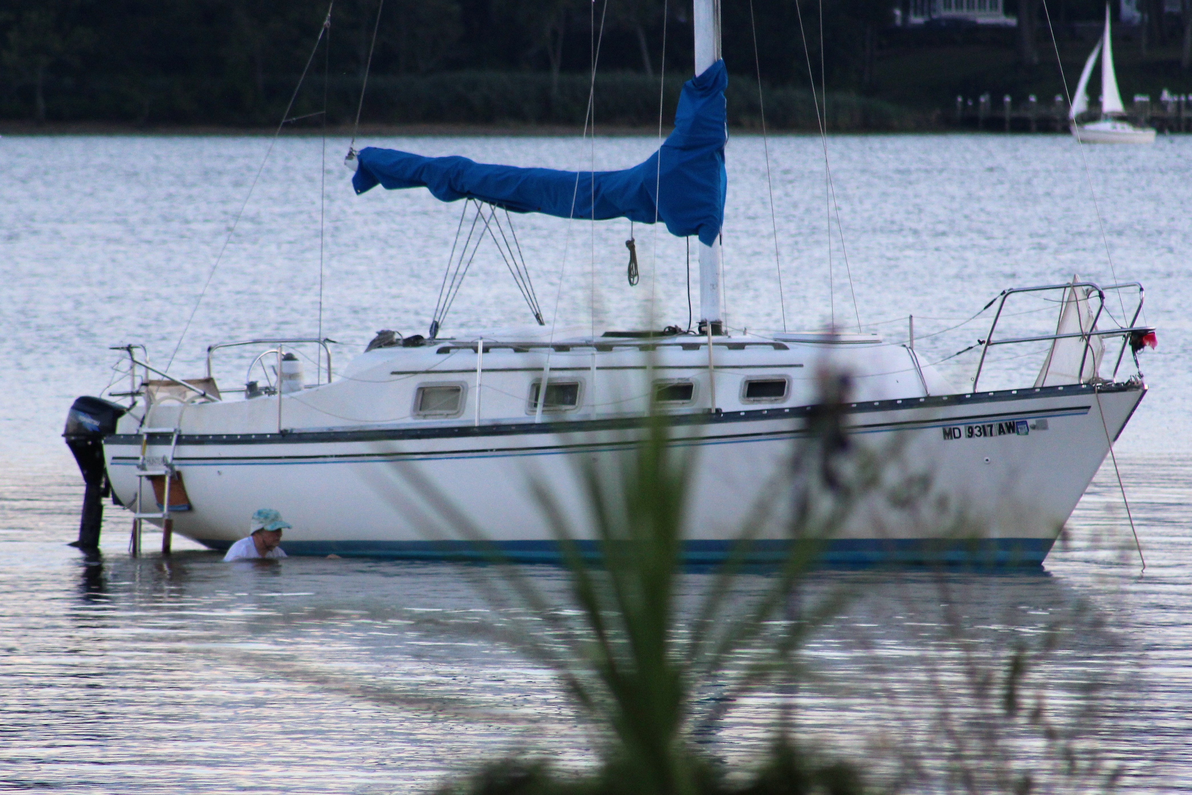 14 92 year old cleaning boat