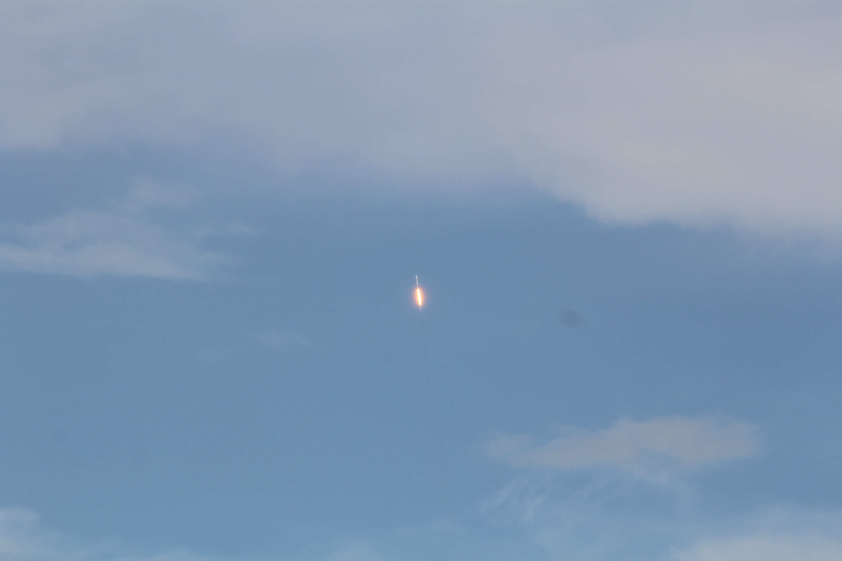 E4320D91-00BB-421E-A437-57DC65AF1CED