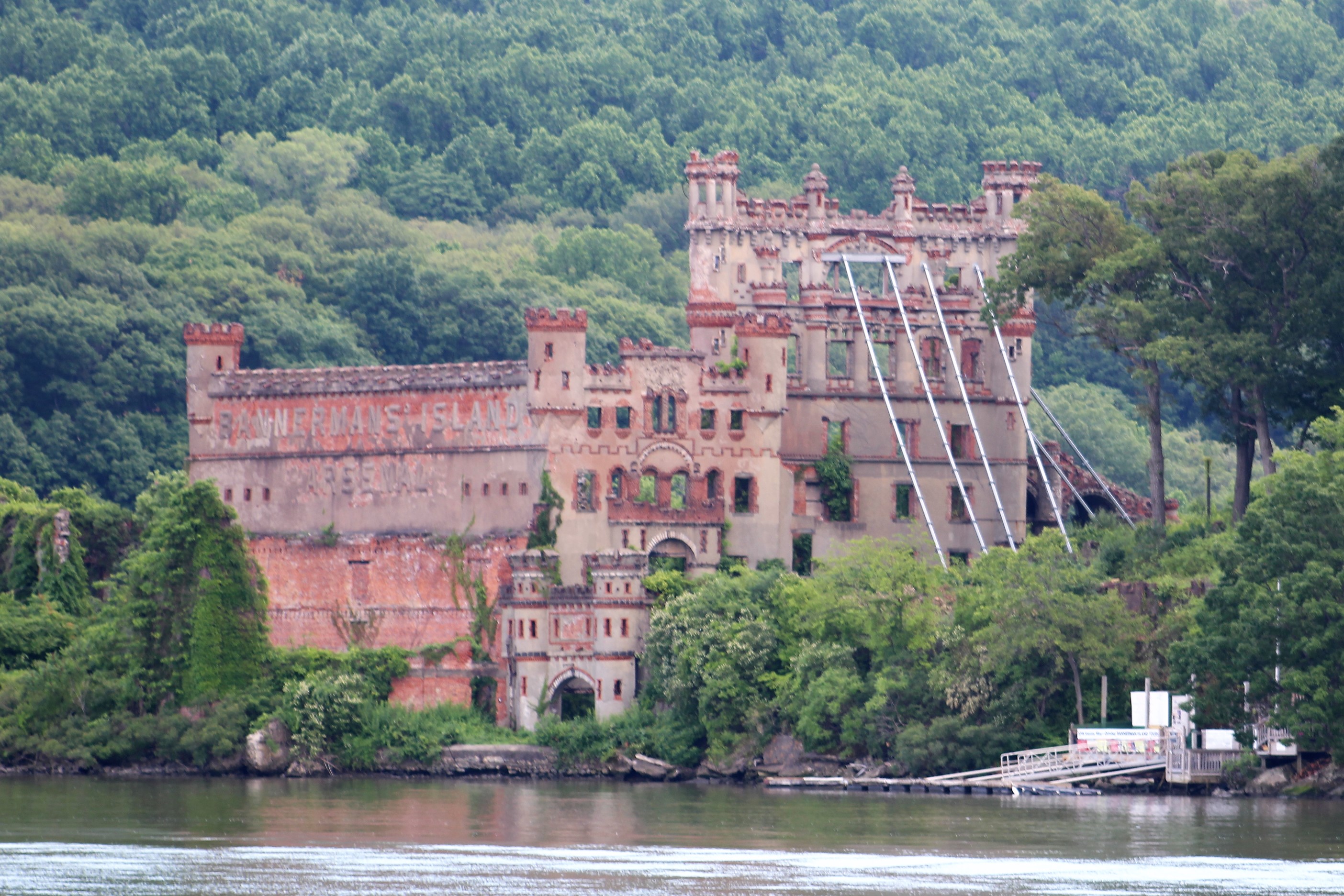 31 Bannermann's Castle