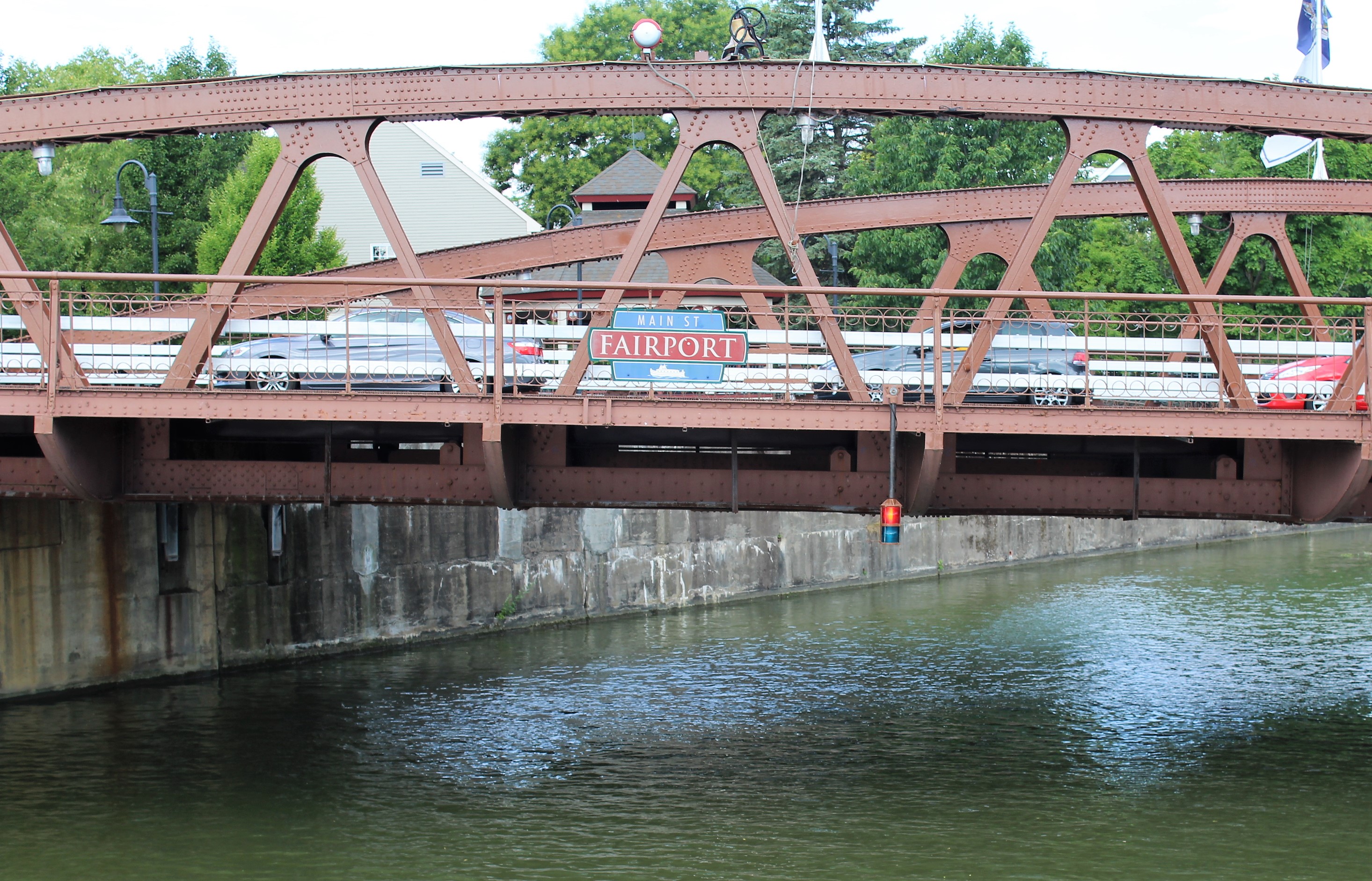 81 Fairport Main St Lift Bridge