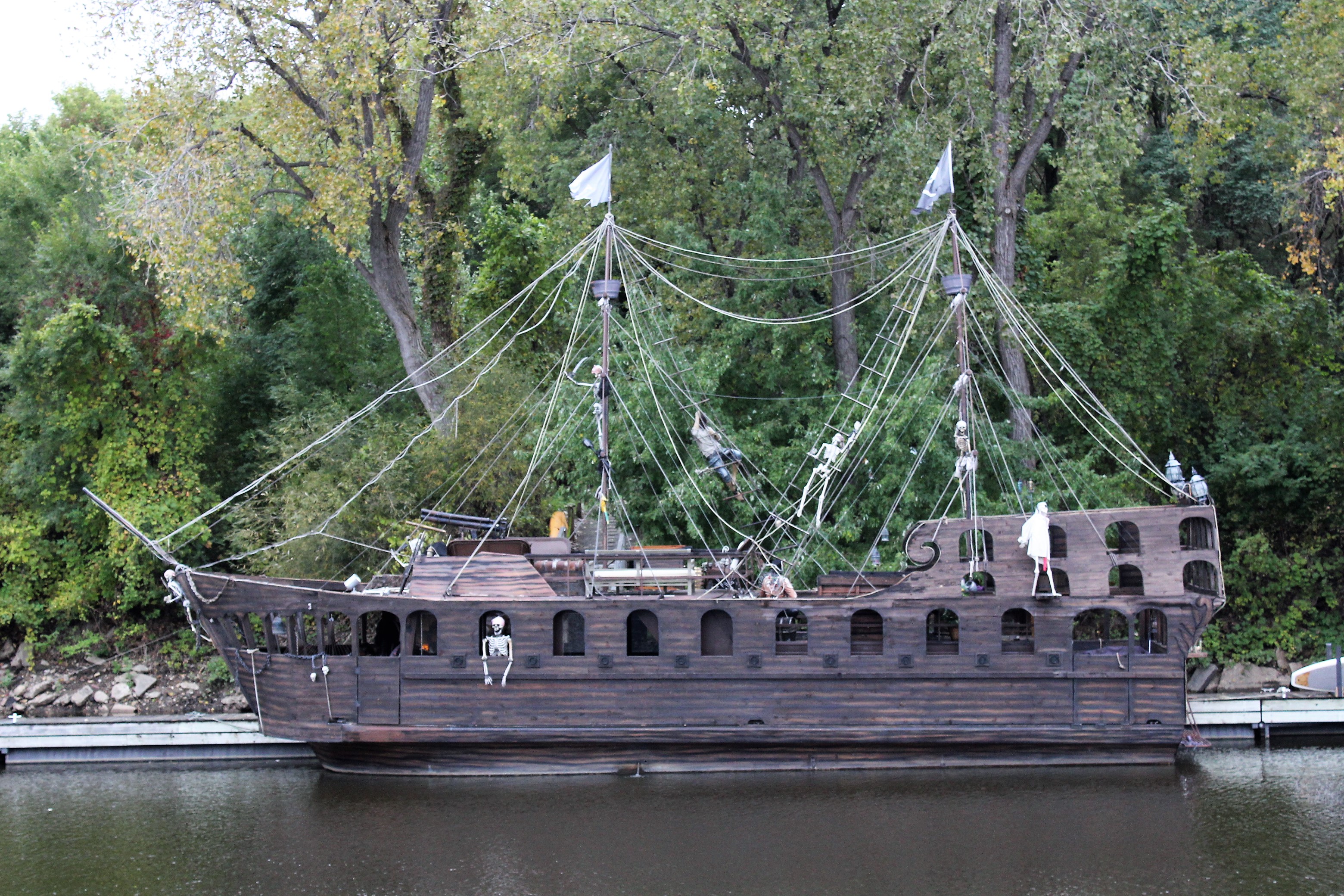 1 Pirate Ship at Watergate Marina